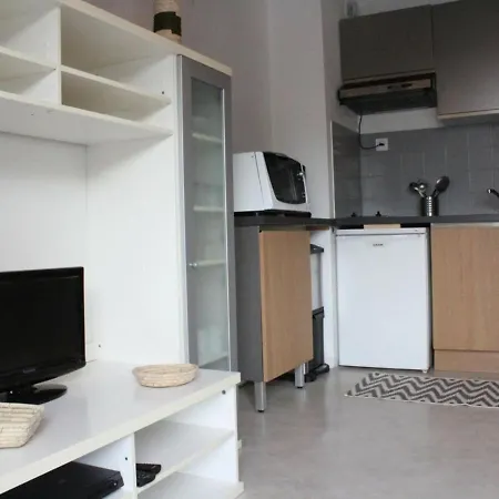 Appartement La Rochelle, 1 Pièce, 4 Personnes - Fr-1-246-211